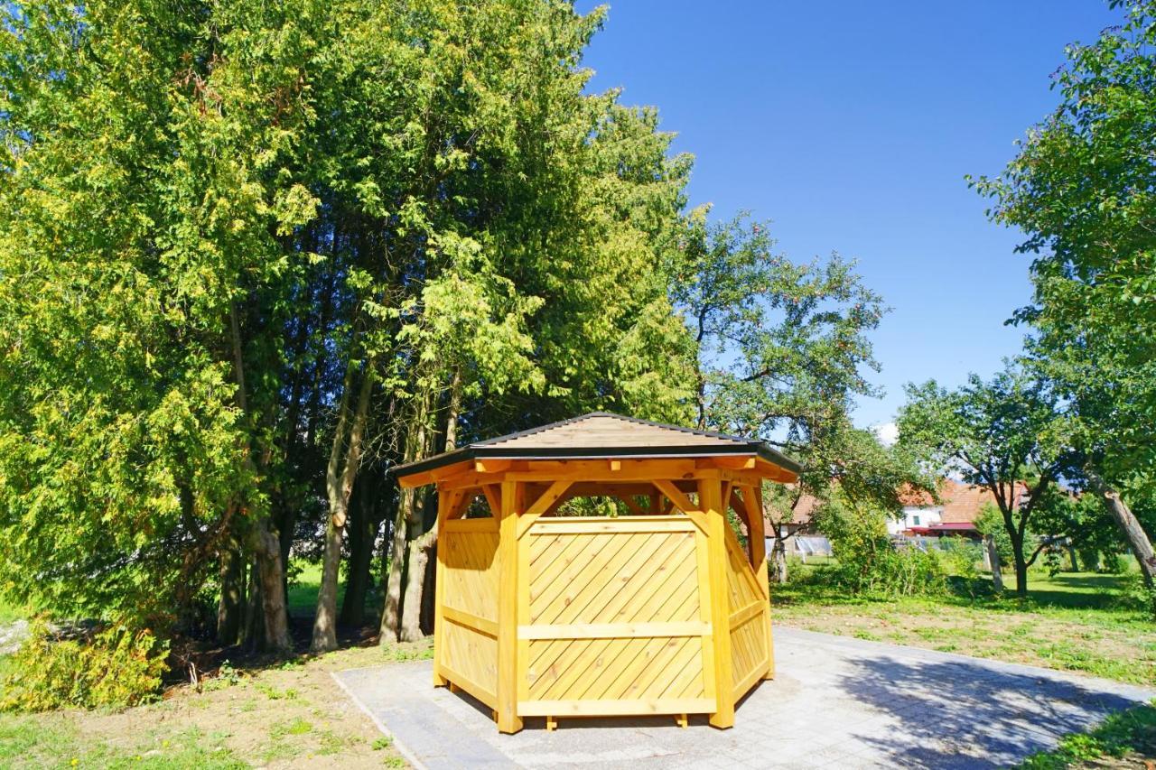 Abbey Road Apartman Ilanovo Liptovský Mikuláš Exteriér fotografie